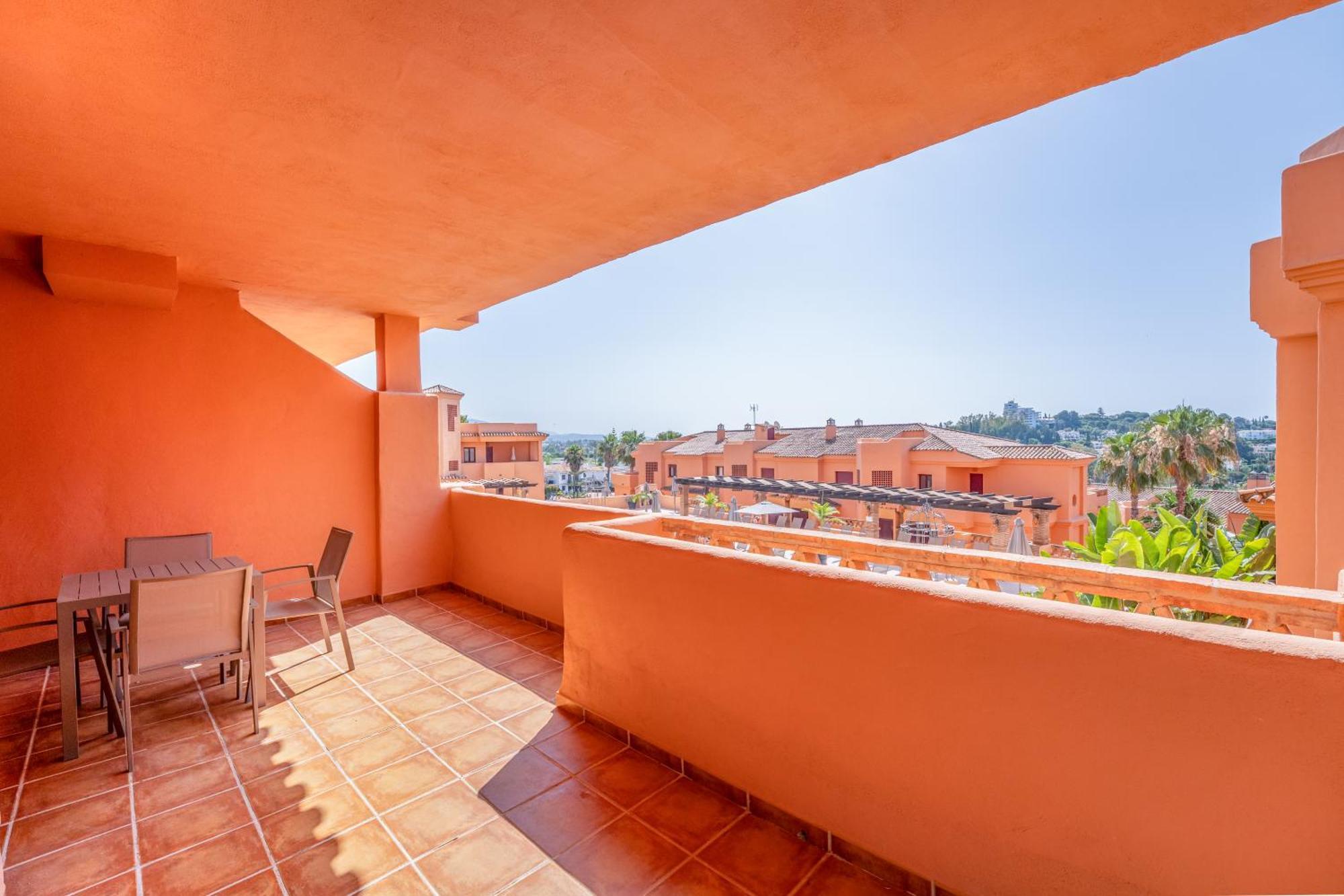 Royal Marbella Golf Apartment